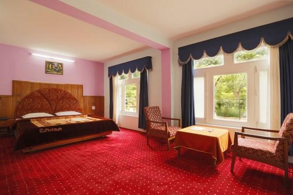 Hotel Mohan Palace Manāli Екстериор снимка